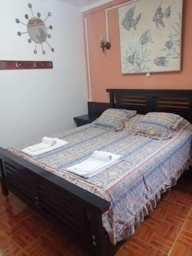 Lagos Central Hostel Esterno foto