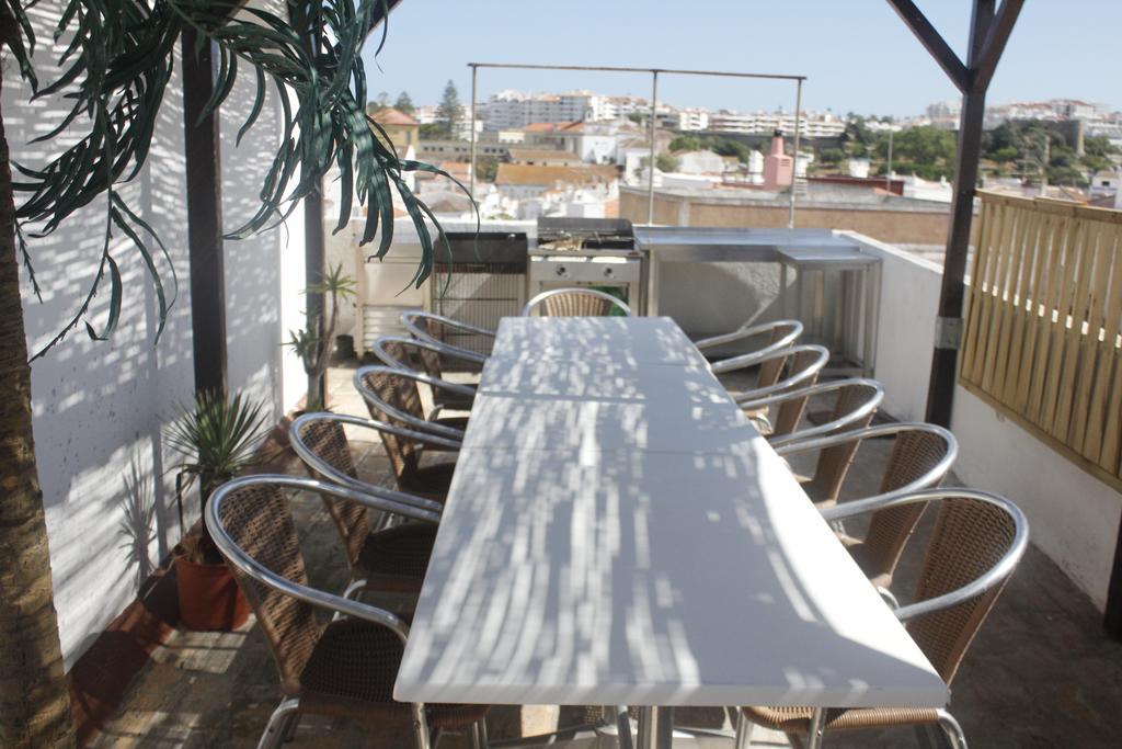 Lagos Central Hostel Esterno foto